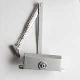 Assa Abloy DC 110---EV1 с рычажной тягой  silver/ доводчик для внутренних дверей с макс весом 80 кг от производителя Аблой